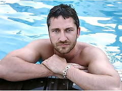 Scottish actor of the movie 300 Gerard Butler exposed