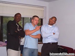 Real amateur porn made for Interracial gay at its finest
